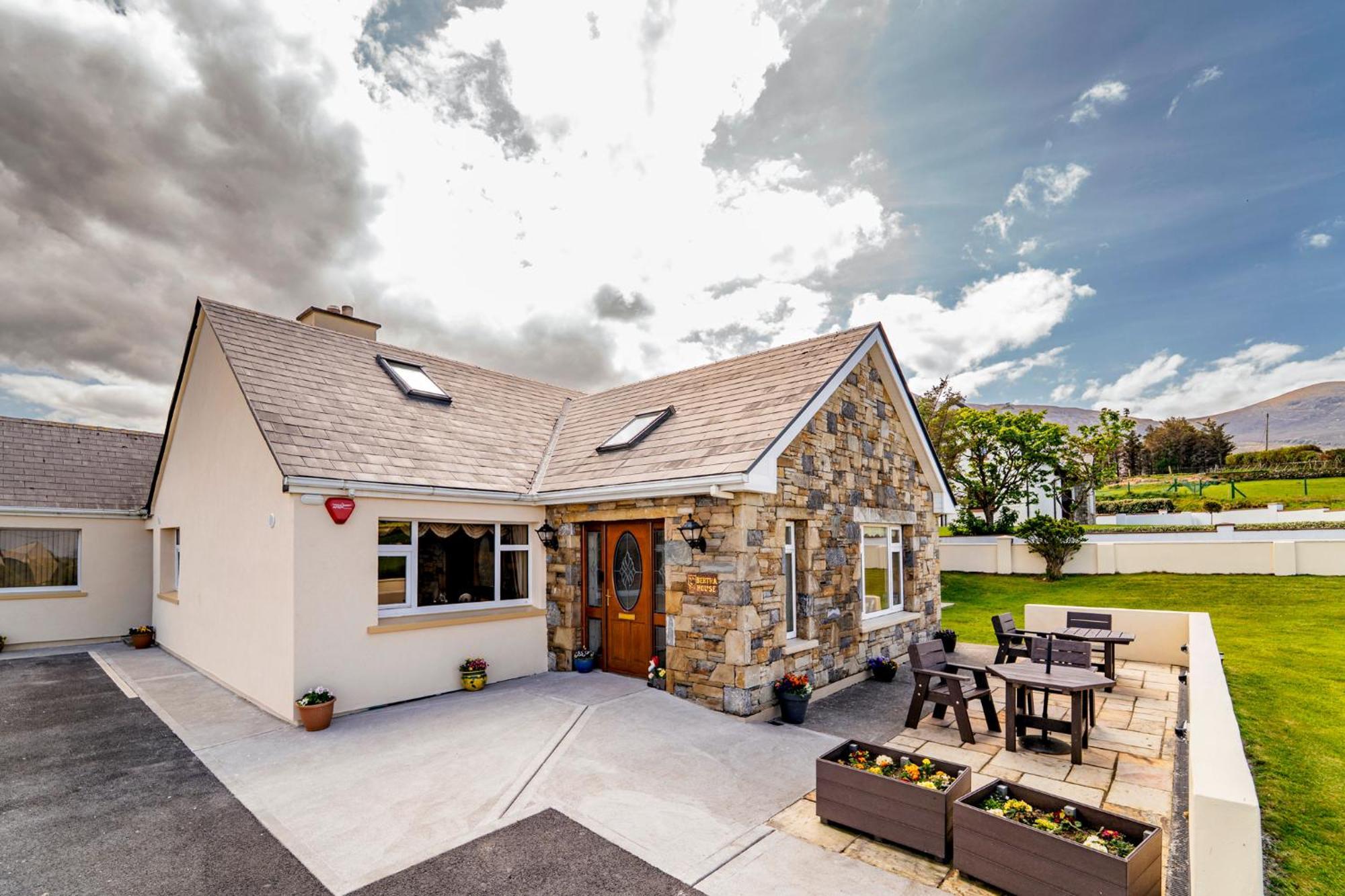 Bertra House B&B Westport Eksteriør billede